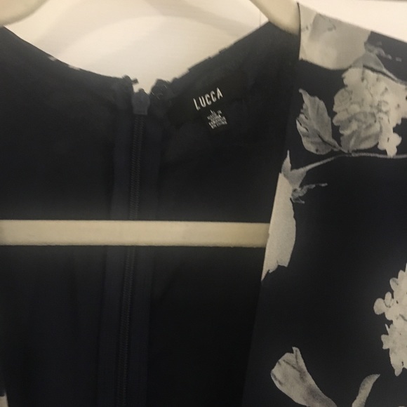 Floral romper - Picture 3 of 6